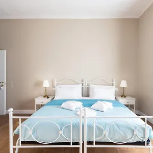 https://casa-aydee.it-lombardy.com